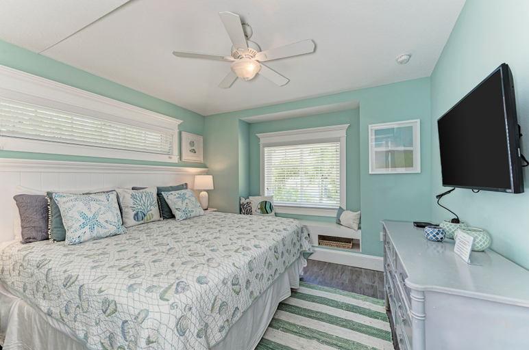 Bedroom 3, Turtle's Bay managed by Beach Retreats, Manatee