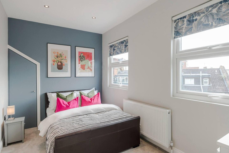 Bedroom 3, Stunning 3 bed Flat in the Heart of West Hampstead, London
