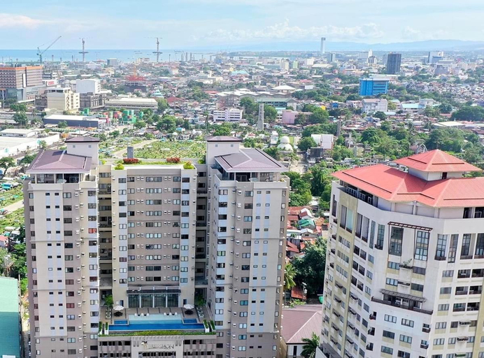 Others 5, The Persimmon Studios Near Ayala and SM City Cebu, Cebu City