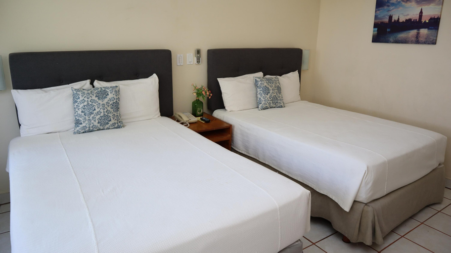 Bedroom 4, La Concha Beach Hotel & Club, La Paz
