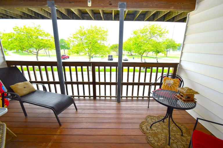 Property grounds 4, Raffles 206 1 Bedroom Condo by RedAwning, Worcester