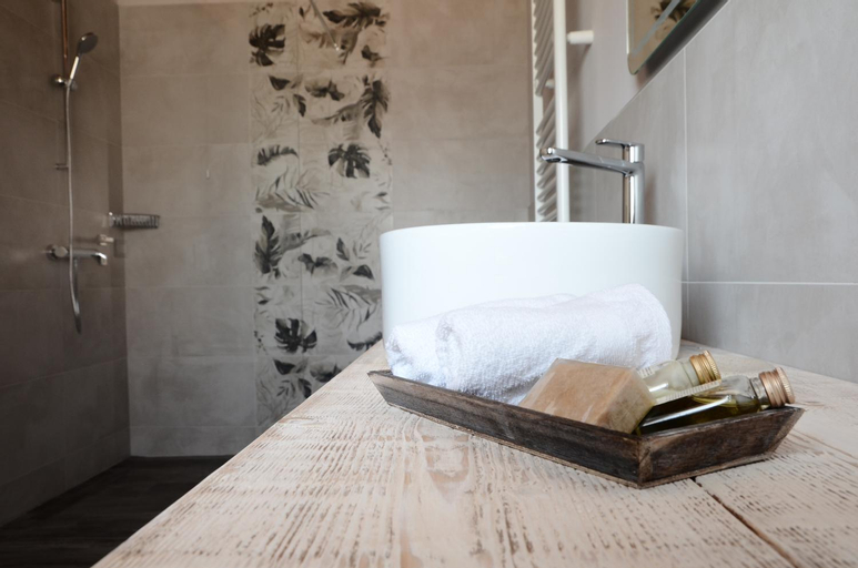 Bedroom 4, Atmosfere Charme & Country, Udine