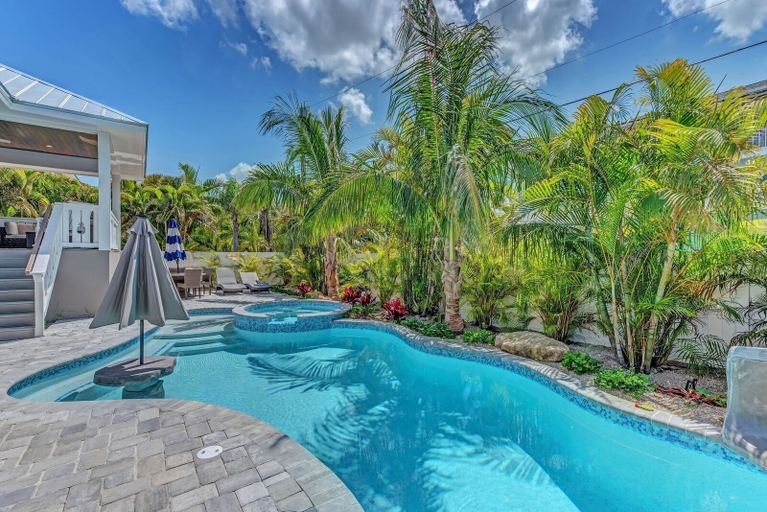 Others 2, 307 65th Street managed by Beach Retreats, Manatee