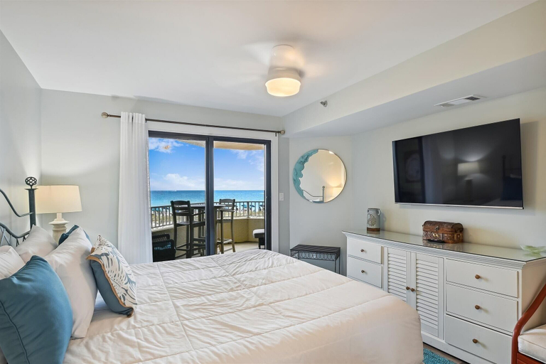 Bedroom 3, Inlet Reef 105 is a beautifully decorated and absolutely gorgeous 2 BR by RedAwning, Okaloosa