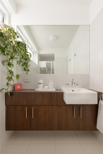 Bathroom, MAC St Kilda By Melbourne Apartment Collection, Melbourne