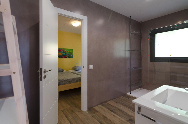 Others 3, Club Villamar - Arethusa, Girona
