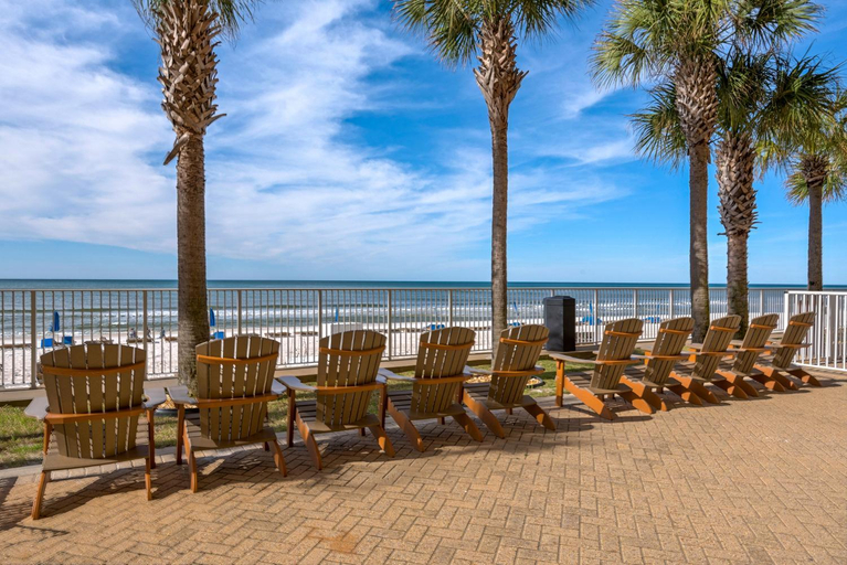 Others 5, Huge Balcony - Beachfront - Renovated - FLPCB87