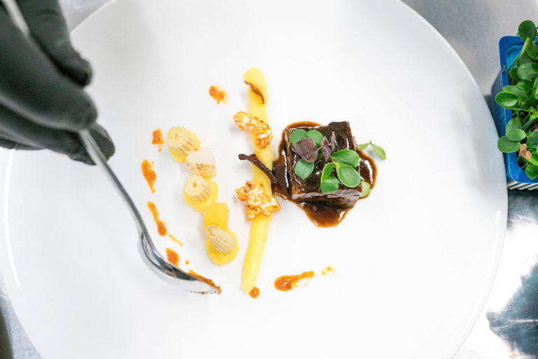 Food & Drinks 8