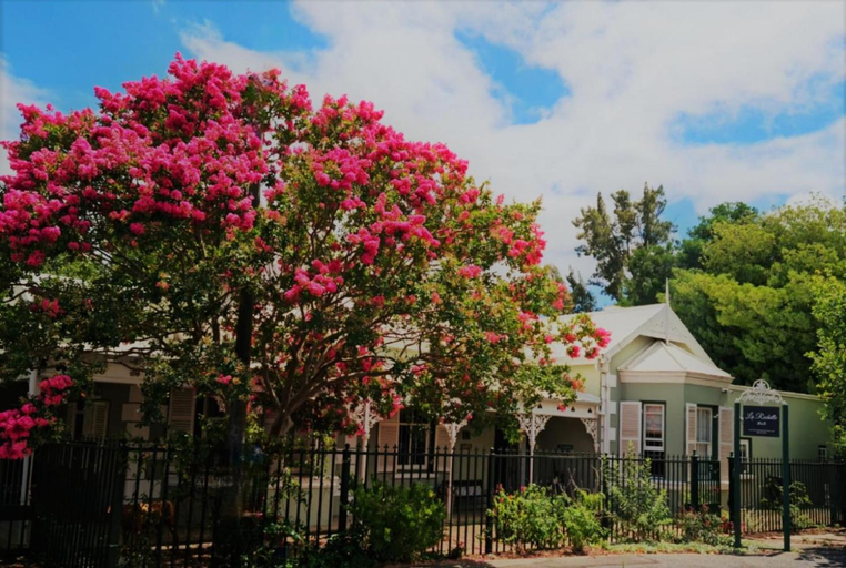 Others 4, La Rochelle, Cape Winelands