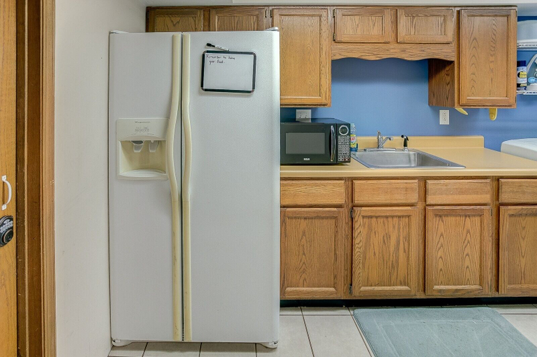 Private kitchen 3, Spacious Tranquility With Private Pool 4 Bedroom Home by RedAwning, Saint Clair