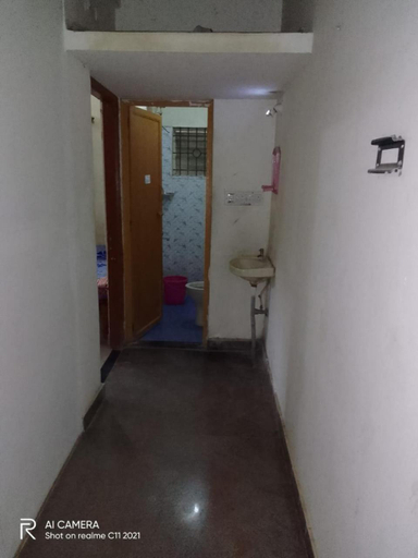 Bathroom 1, Professionals Pride, Bangalore