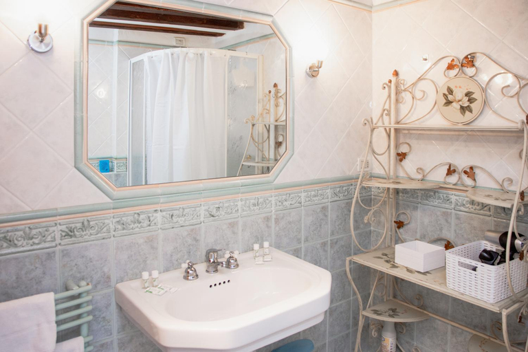 Bathroom 2, Appartamenti Superior in Via Garibaldi by Bricola Apartments, Venezia