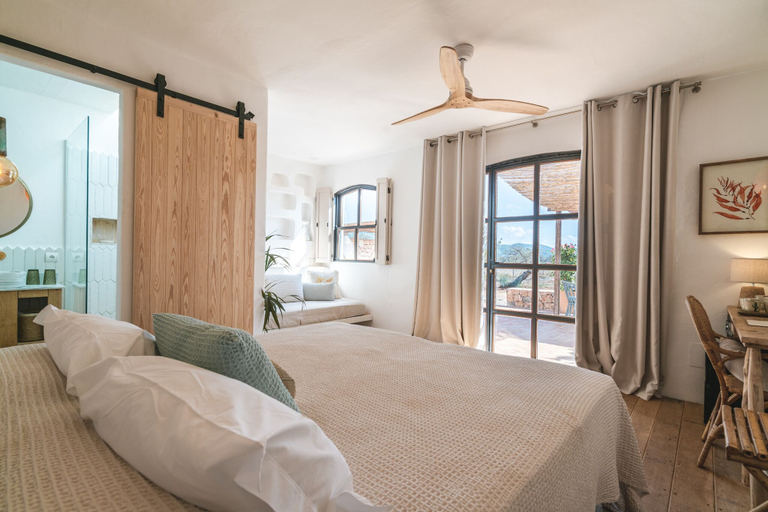 Bedroom 3, Es Cucons Rural Hotel, Baleares