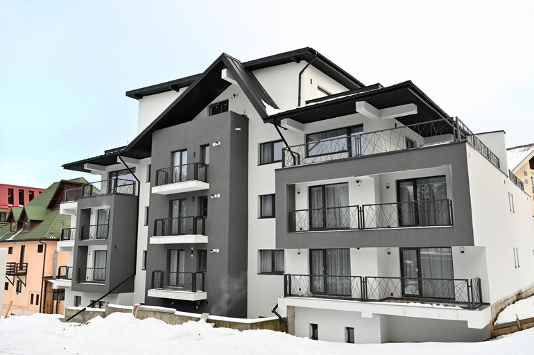 Others 3, R&B Apartments, Predeal