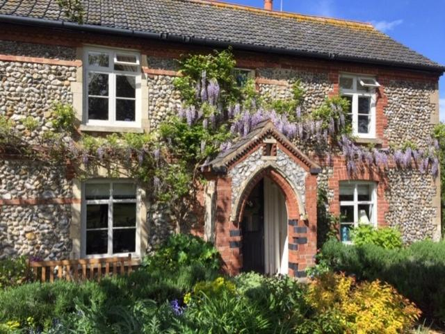 Others 3, Stone Cottage, Norfolk