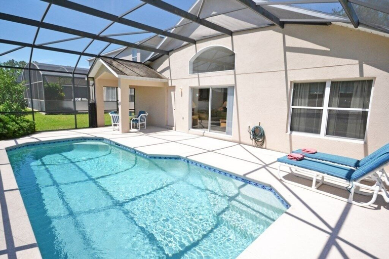 Sport & Beauty 4, Oriental Charm 4 Bedroom Home by RedAwning, Polk