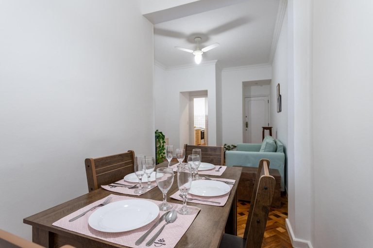 Room 3, 5 Minutes From Leblon Beach Ap102, Rio de Janeiro