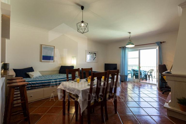 Others 4, Sunset Apartment by Acasadascasas, Mafra