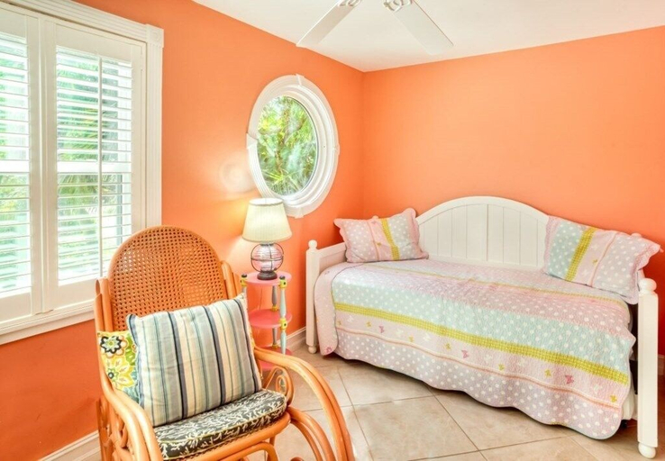 Bedroom 2, Lollipop 3 Bedroom Home by RedAwning, Lee