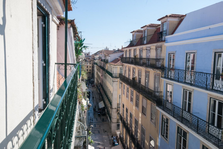 Others 4, Cosy Baixa Apartment, Lisbon