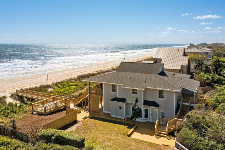 Exterior 5, The Beachcomber 5 Bedroom Home by RedAwning, Carteret