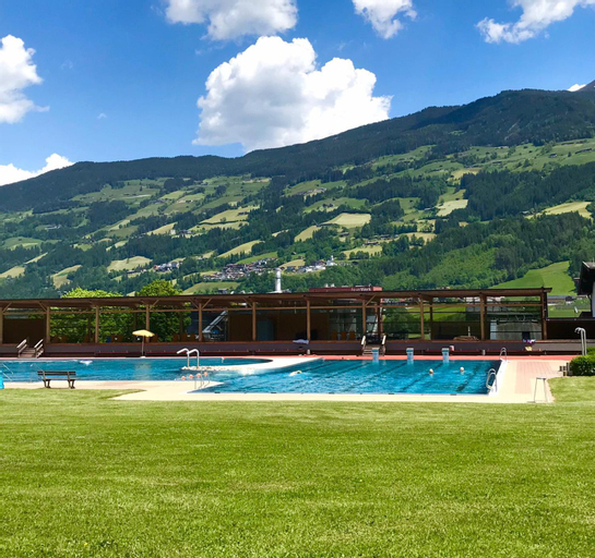 Sport & Beauty 2, Mountain Penthouse Top 8 & 9, Schwaz