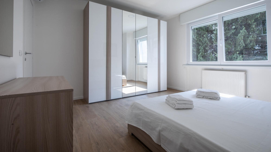 Room 2, Vat 52, Udine