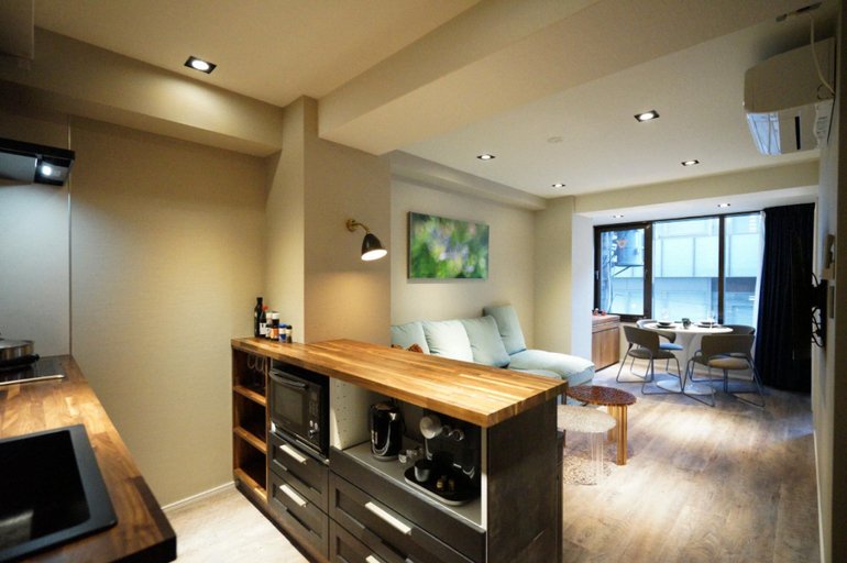 Room 3, Real Life Kudanshita Posh 1-bedroom 5pax 3mins sub, Chiyoda