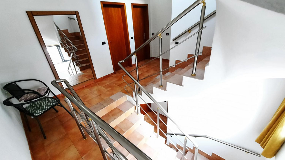 Others 5, ~Villa Gloria~, Durrësit