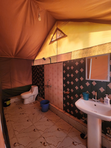 Bathroom 2, Snowber Resorts, Ganderbal