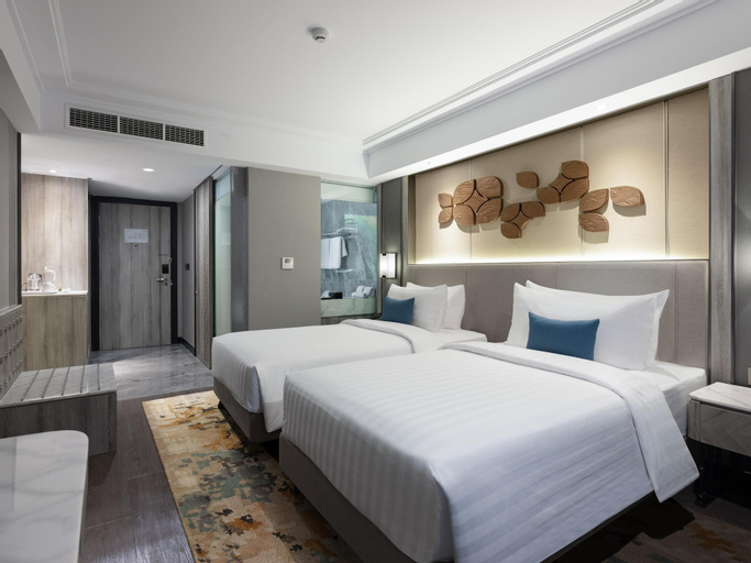 Bedroom 13