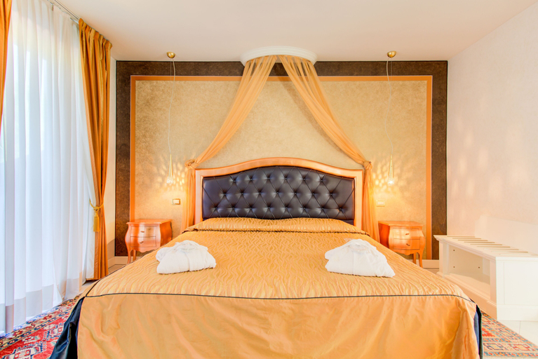 Bedroom 3, Monastero Resort & SPA by Double Hospitality, Brescia