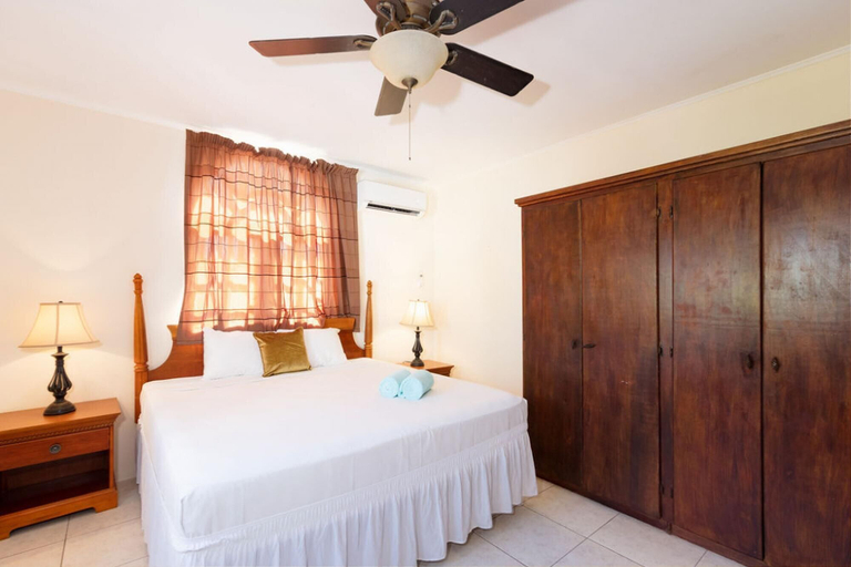 Bedroom 3, Beautiful 3br2 5BA Villa w Pool Close 2 Baby Beach