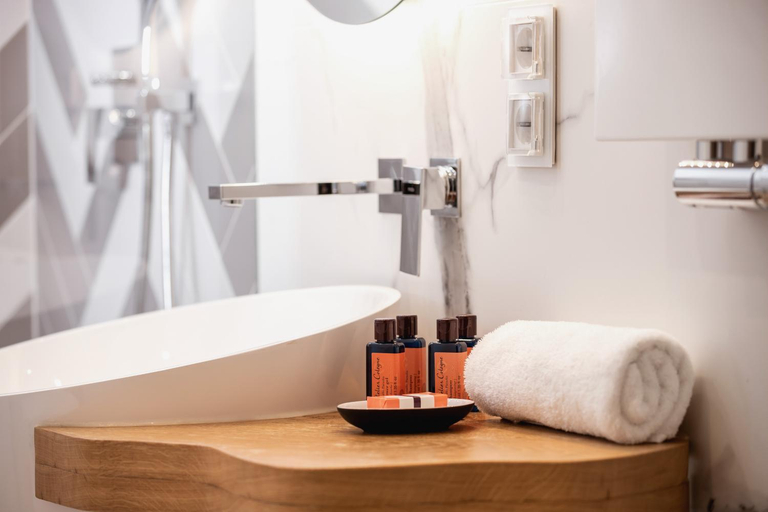 Bathroom 2, Mogilska Apartments by Renters Prestige, Kraków City