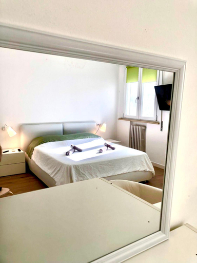 5, Stanza e bagno privato, idromassaggio con extra fee, in appartamento, Ferrara