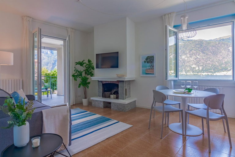 Room 3, Ninfea Apartments by Wonderful Italy - Sapphire, Como