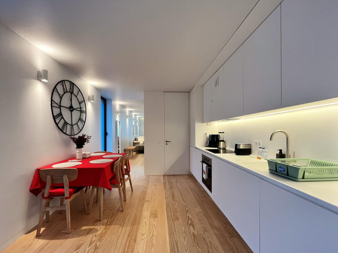 Others 5, Nomad s Lux - 2bdr Almada Private Porto, Porto