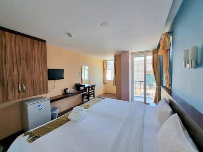 Bedroom 16