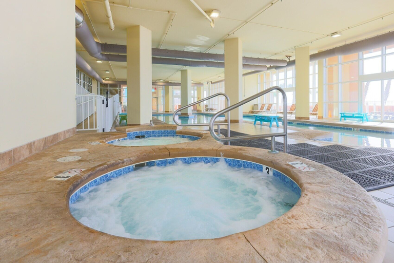 Pool 4, Phoenix Gulf Shores 2001 4 Bedroom Condo, Baldwin