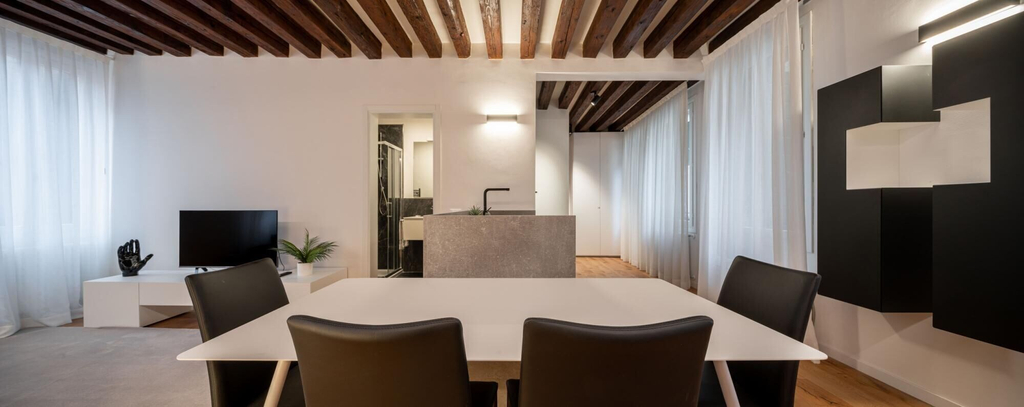 Room 5, Sant'Angelo Apartment by Wonderful Italy, Venezia