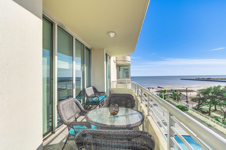 Beachside Biloxi Club Condo Balcony with Ocean View, Harrison