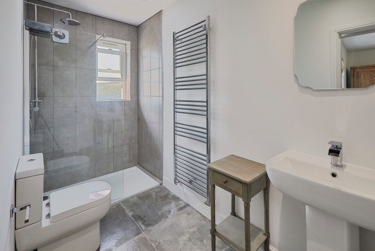 Bathroom 3, Host Stay Clackgill Cottage, North Yorkshire