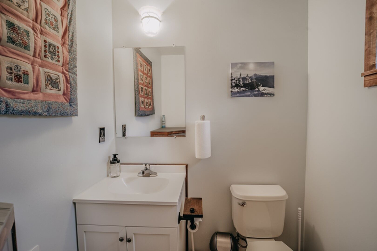 Bathroom 5, 71mf- Rustic - Pets Ok - Sleeps 4 1 Bedroom Cabin by RedAwning, Whatcom