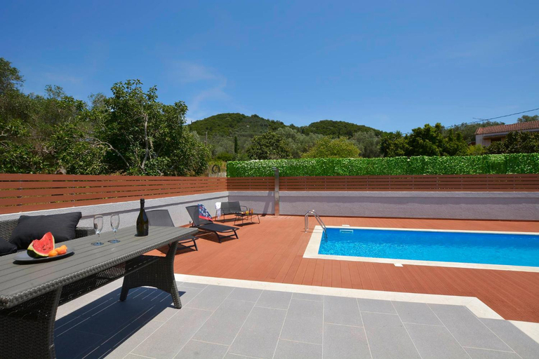 Others 5, Villa Bratou, Ionian Islands