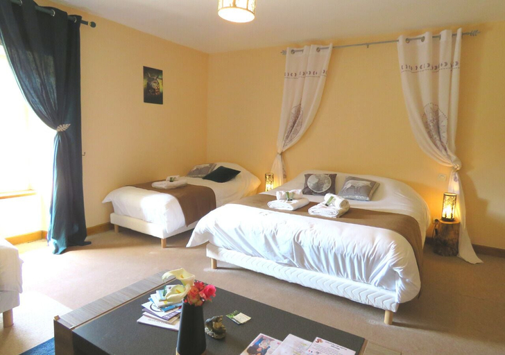 Bedroom 3, La Synchronicité - Chambres d'Hôtes, Manche