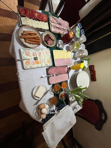 Food & Drinks 5, Pensiunea Alexia, Petrosani