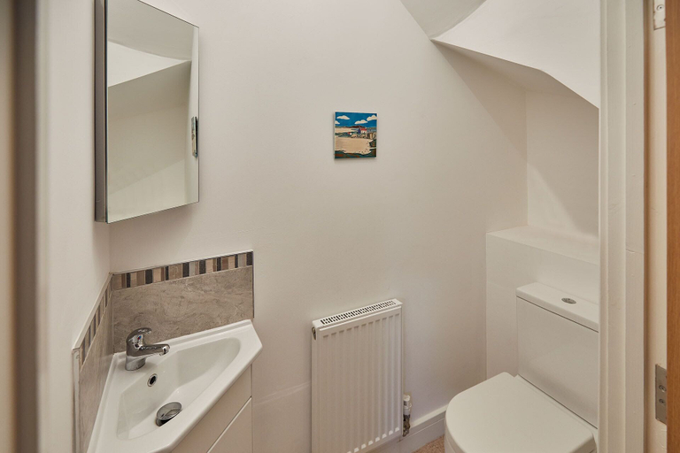 Bathroom 3, Host Stay West Cliff Retreat, North Yorkshire