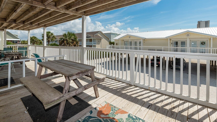 Sport & Beauty 4, Moonraker 20 1 Bedroom Condo, Baldwin