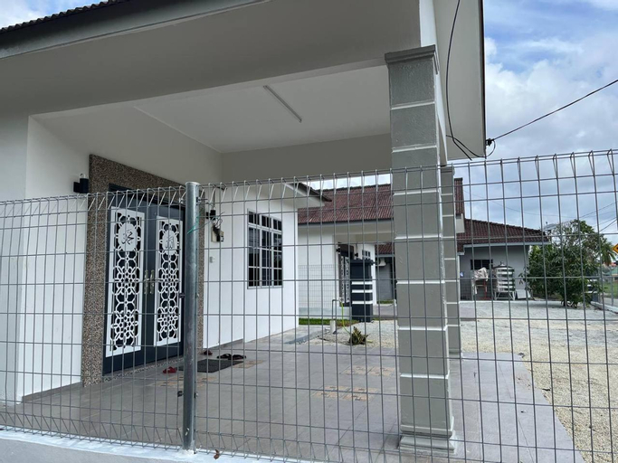 Exterior & Views 1, Rumah Tamu Zeha Muar Johor, Muar