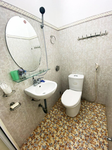 Bedroom 3, COTO PLUS HOTEL & RESTAURANT, Cô Tô